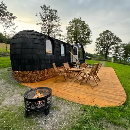 Glamping Skrytin * Dobkovice