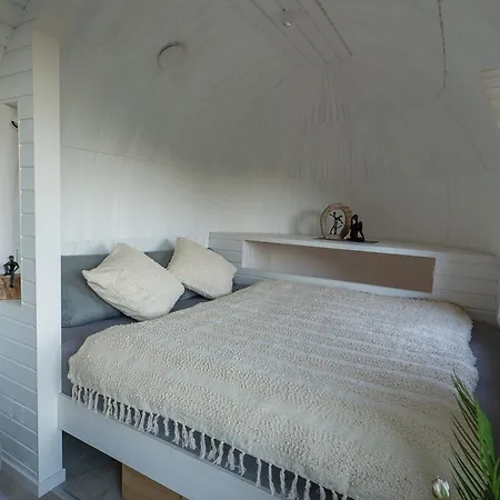 Glamping Skrytin Dobkovice