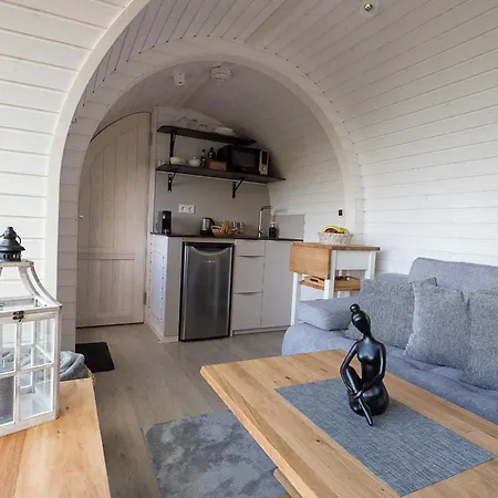 Luksustelt Glamping Skrytin