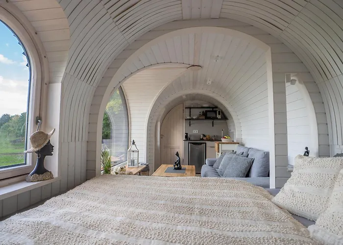 Glamping Skrytin Luksusowy namiot Dobkovice