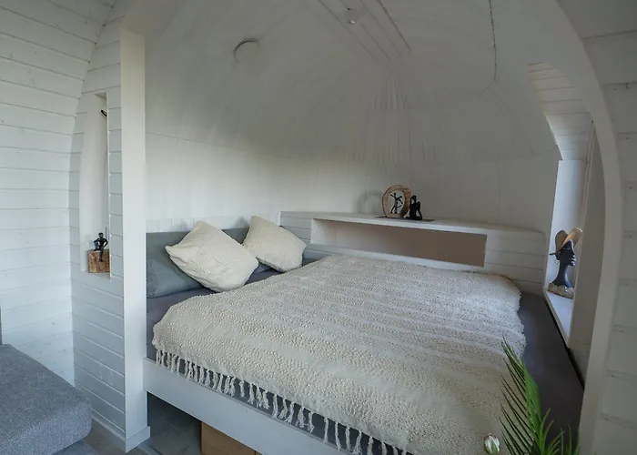 Glamping Skrytin Dobkovice